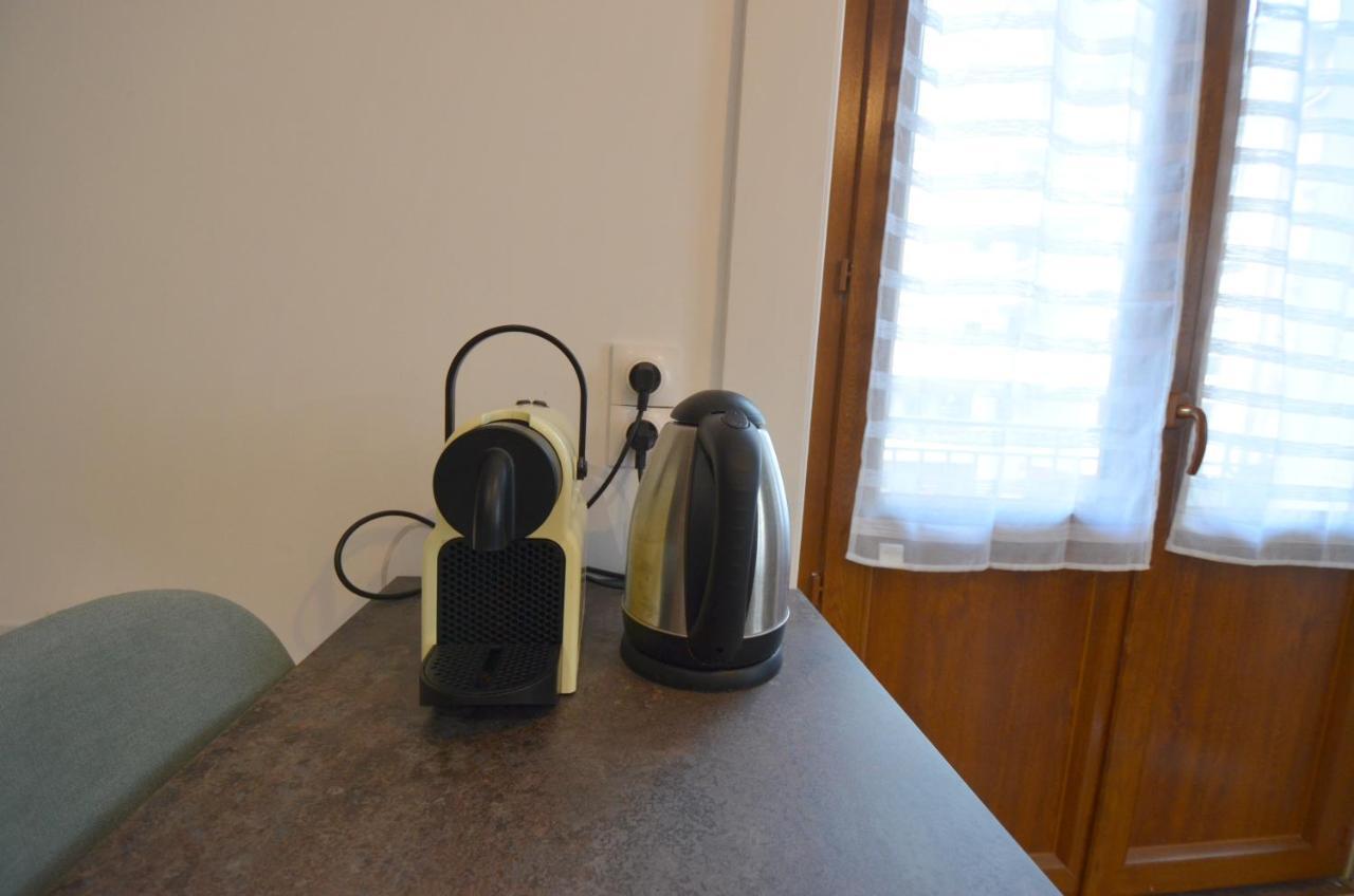 Studio + Balcon + Parking - Ultra Centre Apartment Annecy Bagian luar foto